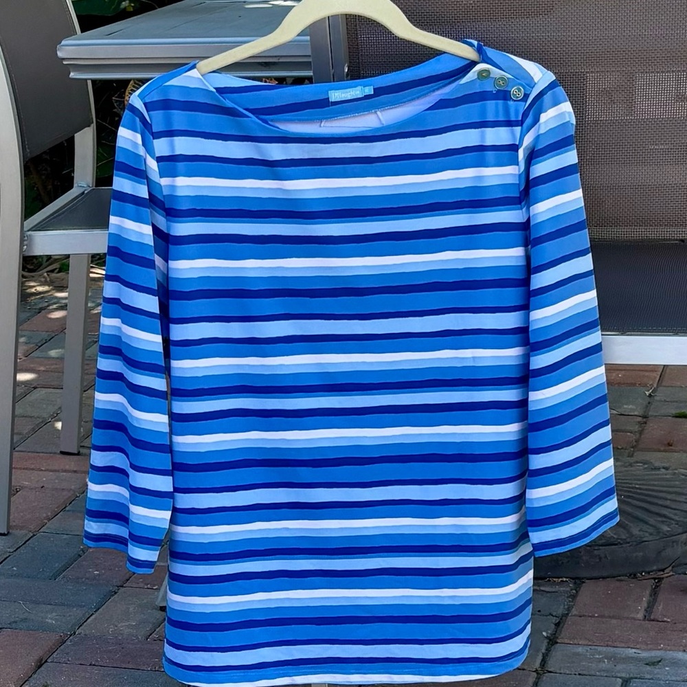 J. McLaughlin Blue and White Striped 3/4’s length Sleeve Top